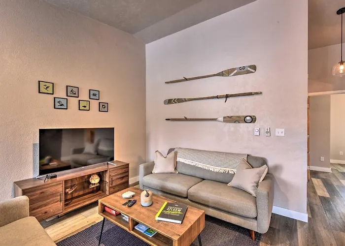 Buena Vista Condo Half Mile To River And Main St!