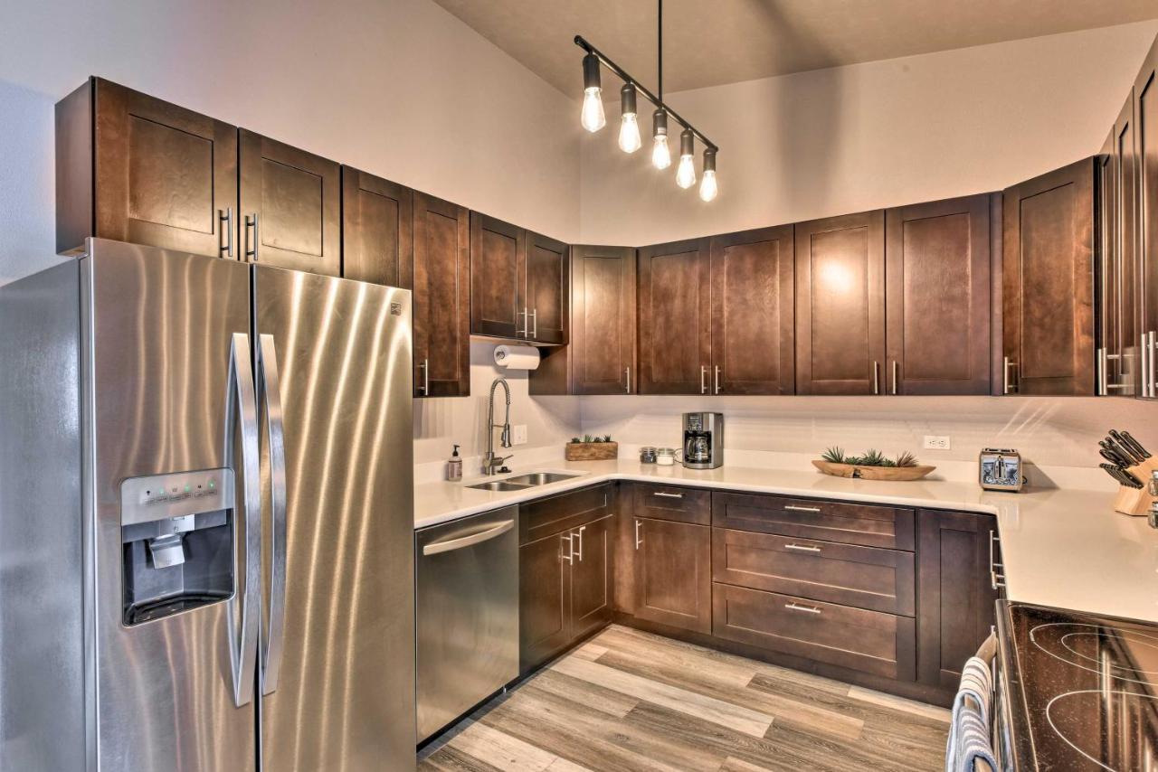 Half Mile To River And Main St! Apartment *